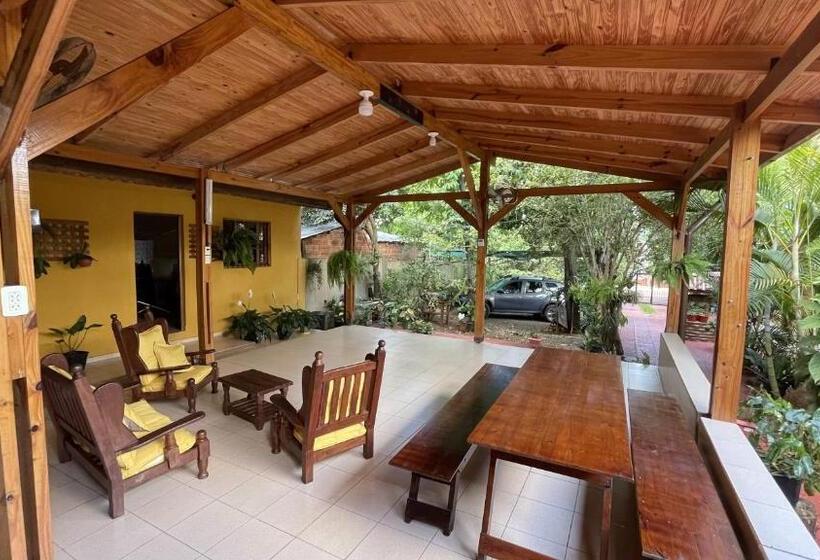 فندق صغير La Posada De Moncho