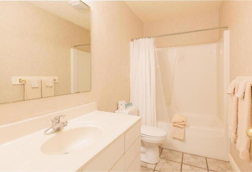 مبيت وإفطار The Blue Heron Inn