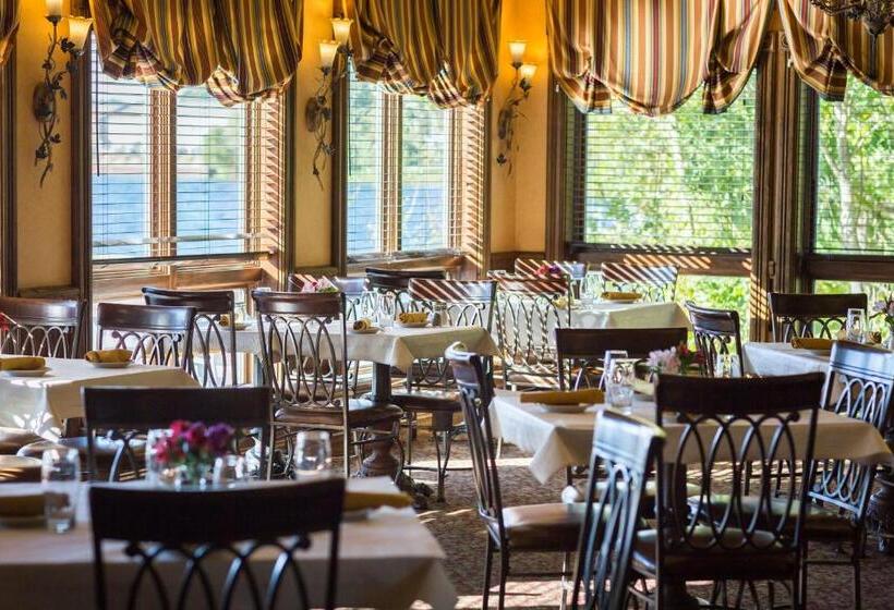 مبيت وإفطار The Blue Heron Inn