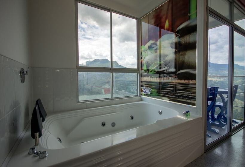 בית מלון כפרי Chinauta Real