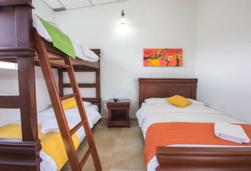 בית מלון כפרי Chinauta Real