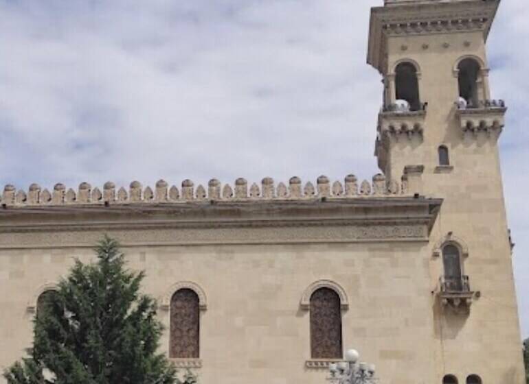 پانسیون Anna's Guest House