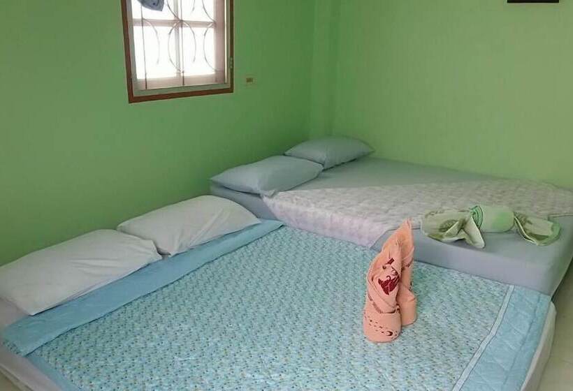 بنسيون Dahla House Ranong