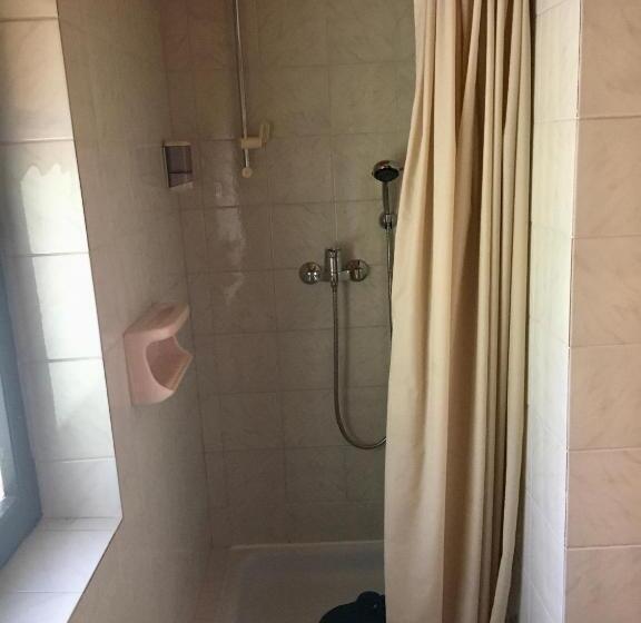 پانسیون Guest House Atelšek