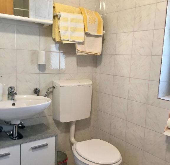 پانسیون Guest House Atelšek