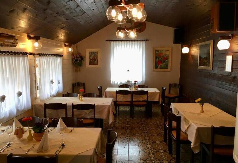 پانسیون Guest House Atelšek