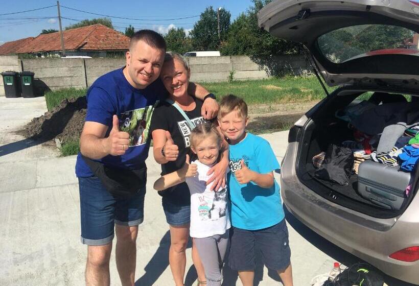 Пансион Hostel Denisa