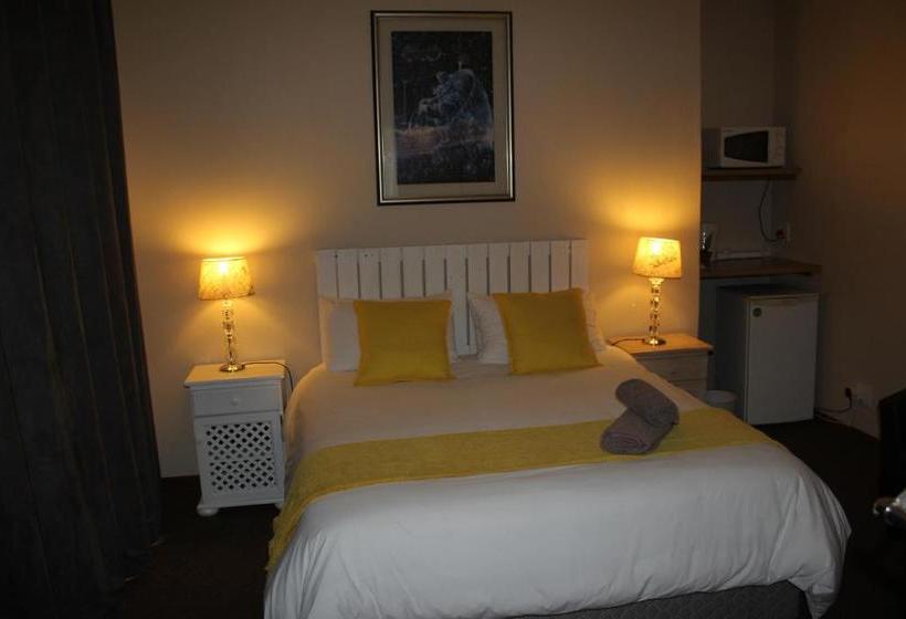 ペンション Hubertha Guest House