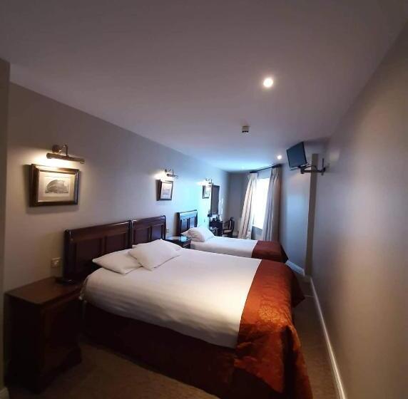 Пансион Jbs Bar & Guest Accommodation