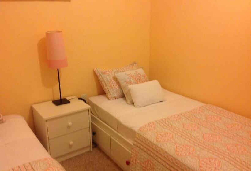 膳宿费 Mojoy Homesuites At Runyon