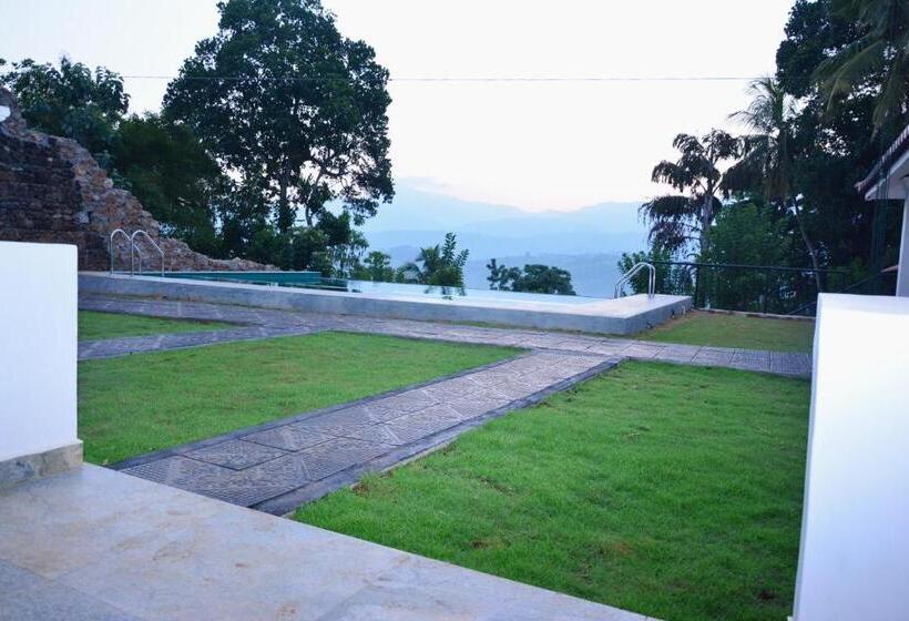 بنسيون Paradise Forest Garden