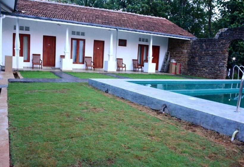 بنسيون Paradise Forest Garden