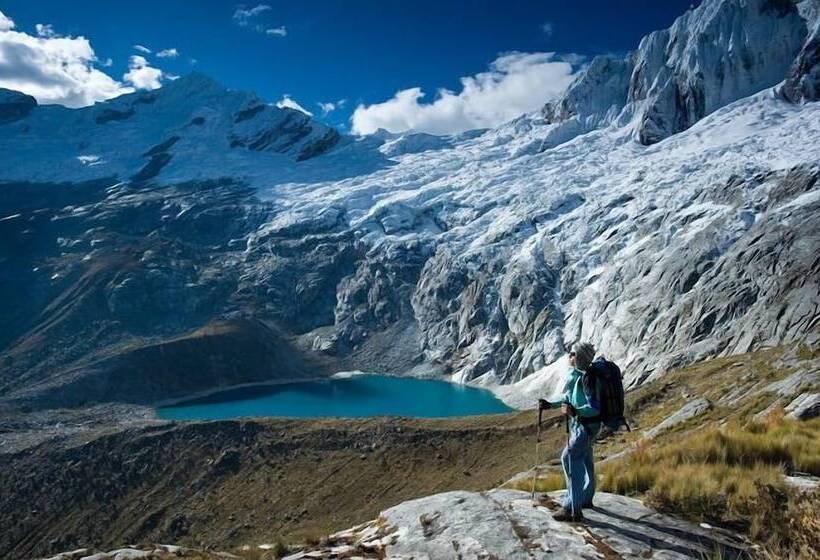 هاستل Hostal Rosales