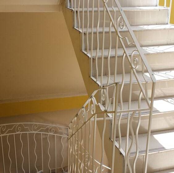 هاستل Hostal Rosales