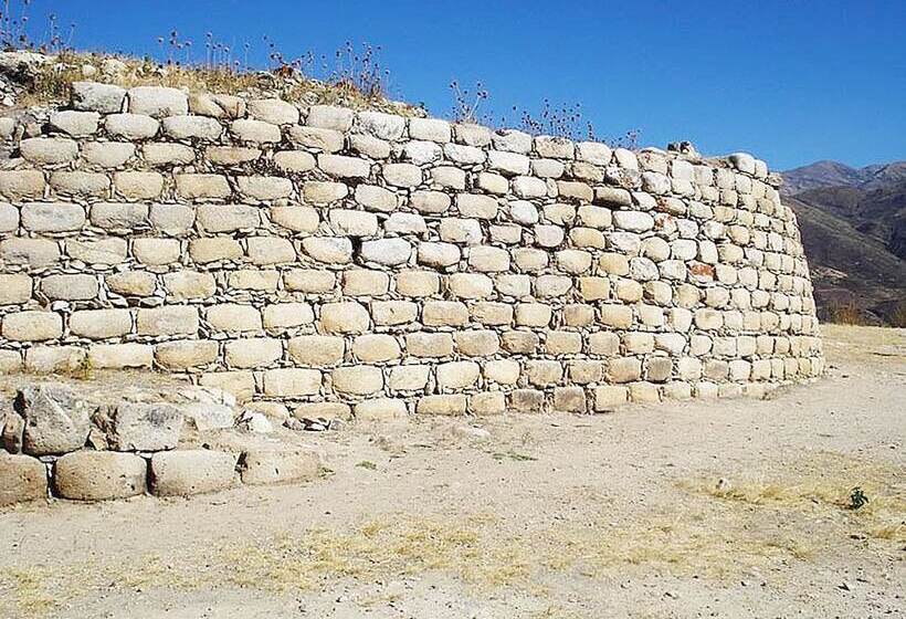 هاستل Hostal Rosales