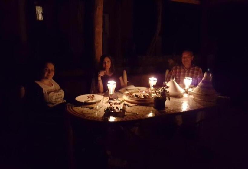 هاستل Le Douar Berbere