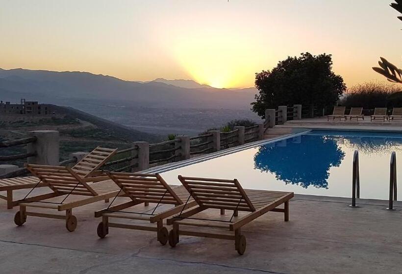 هاستل Le Douar Berbere