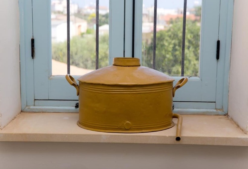 הוסטל Shongas Inn