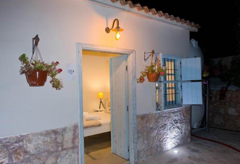 הוסטל Shongas Inn