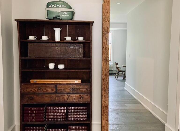 Общежитие South Landing Inn