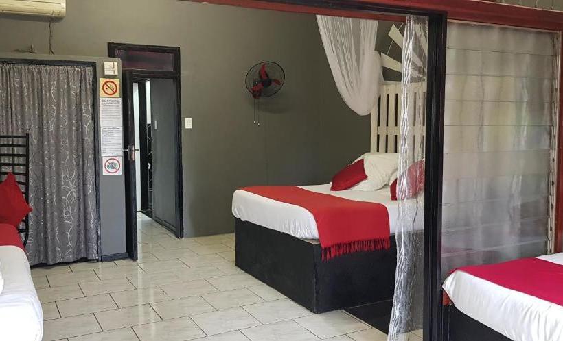 בית מלון כפרי Phalaborwa Town Guesthouse