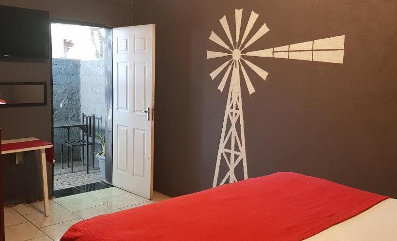 בית מלון כפרי Phalaborwa Town Guesthouse