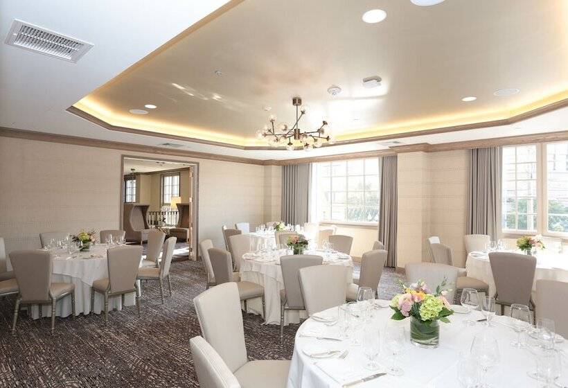 هتل Delamar West Hartford