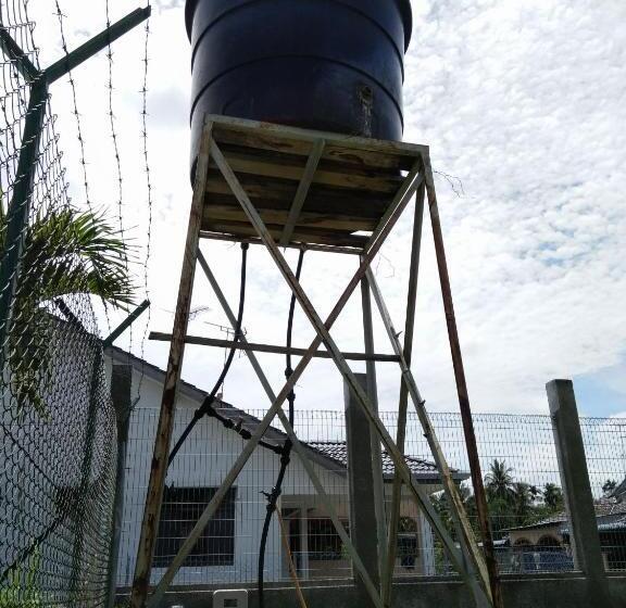 Отель Harum Manis Country House