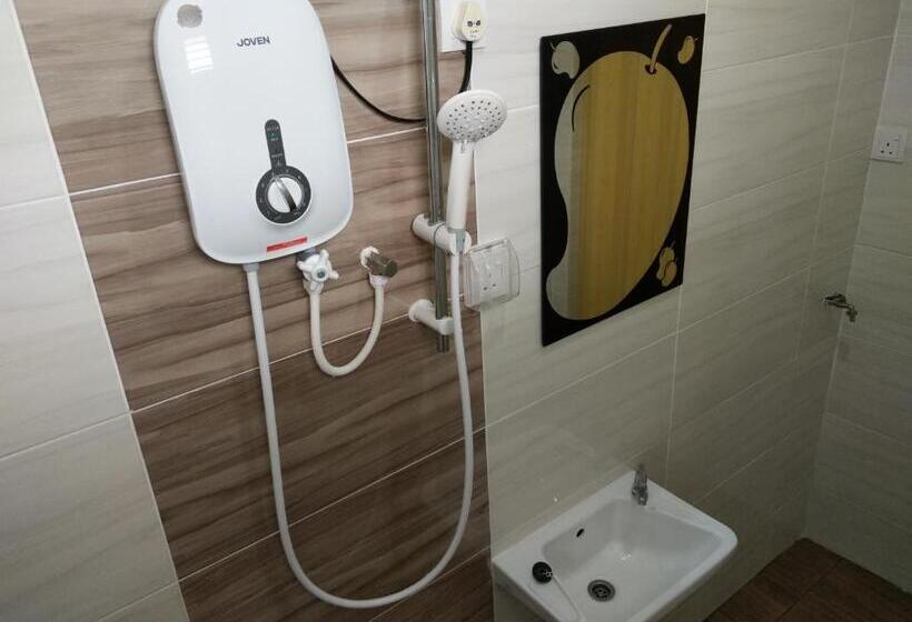 Отель Harum Manis Country House