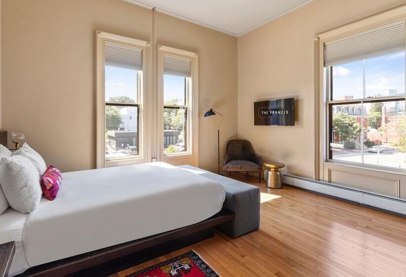 בית מלון כפרי The Francis