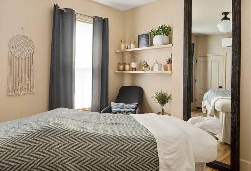 בית מלון כפרי The Francis