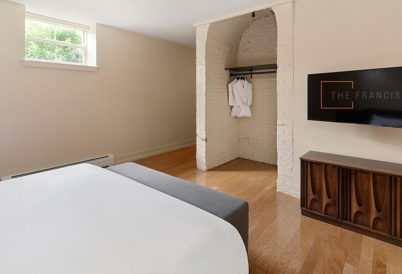 בית מלון כפרי The Francis