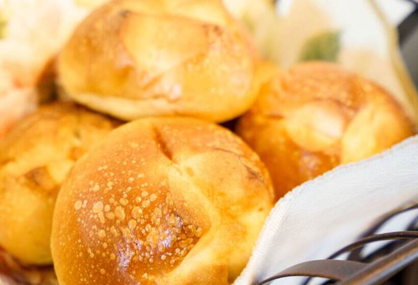 بنسيون Chezsoi Wakamiya