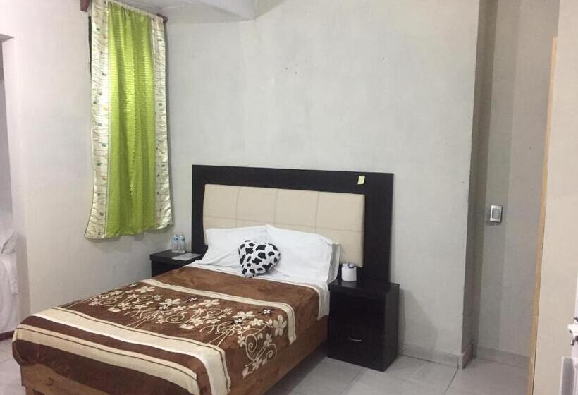 פנסיון Coatlicue