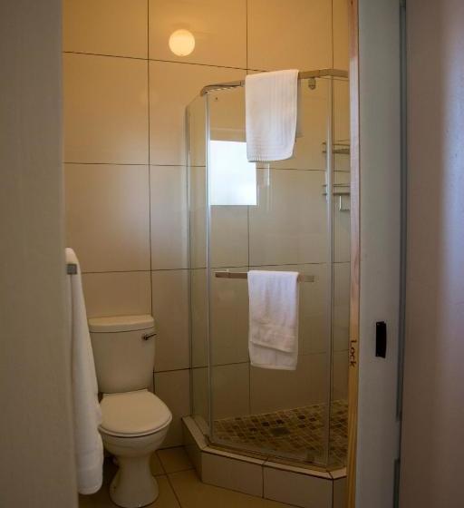 פנסיון Gariep Country Lodge