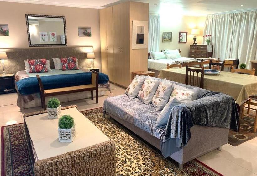 פנסיון Marshrose Accommodation