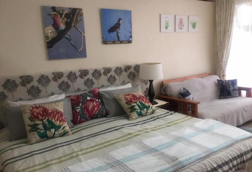 פנסיון Marshrose Accommodation