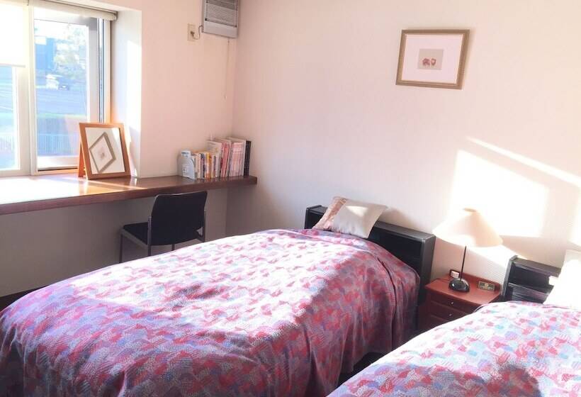 פנסיון Park Hills