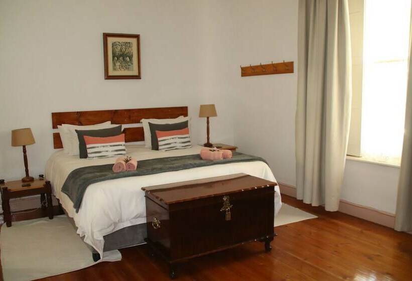 بنسيون Petal S Place