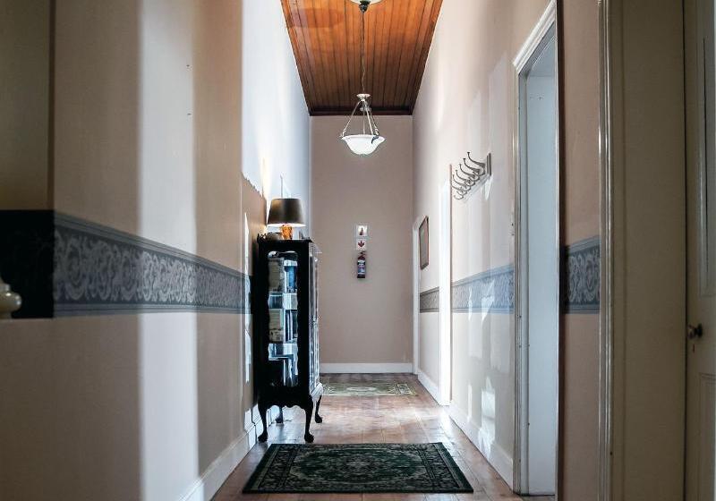 بنسيون Petal S Place