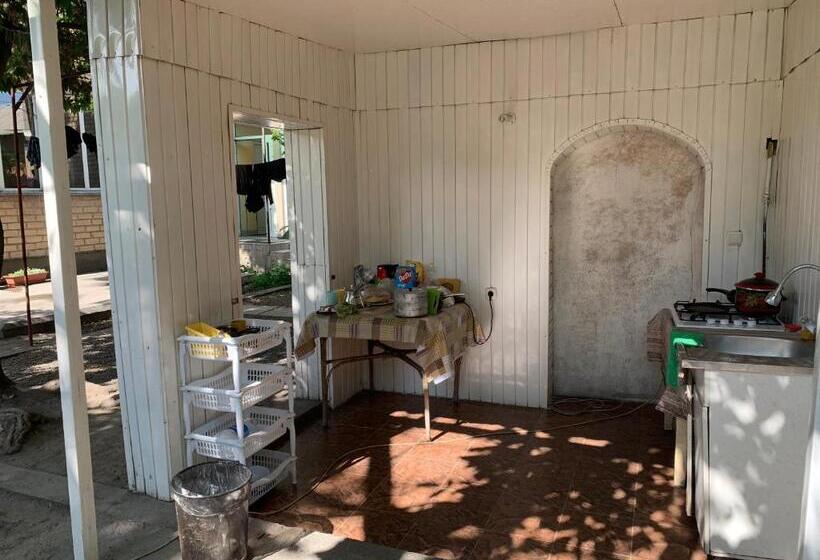 پانسیون Sakura Guesthouse