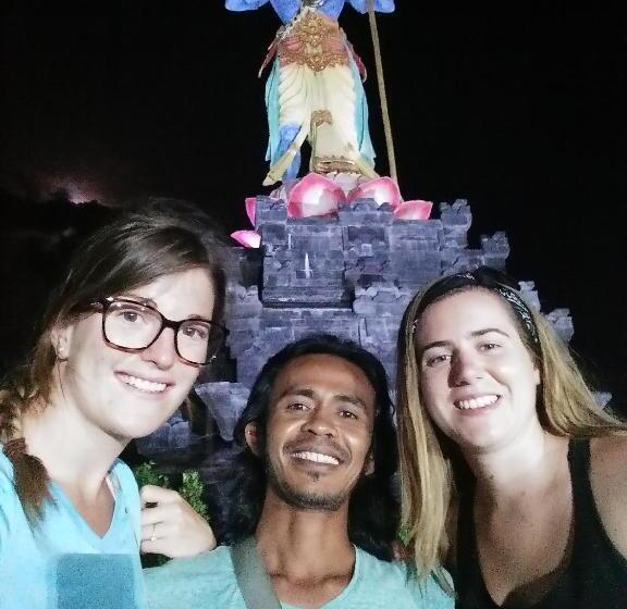 פנסיון The Arya Guest House