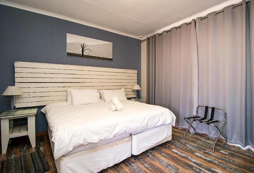 膳宿费 The Doors Inn