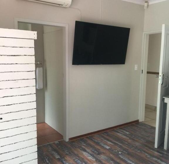 膳宿费 The Doors Inn