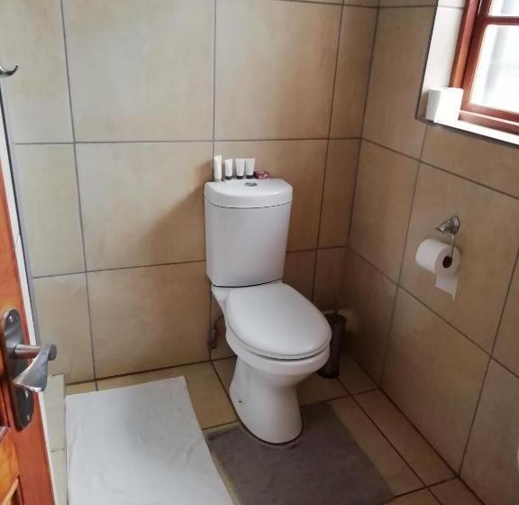 膳宿费 The Doors Inn