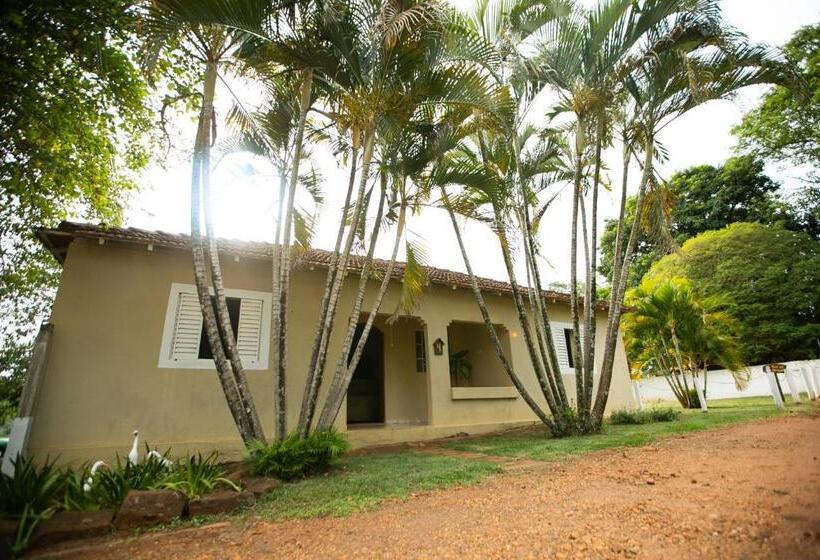 פנסיון Vila Jacaré