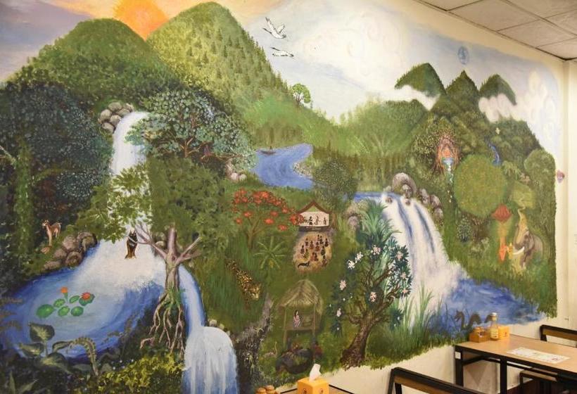 Пансион Yummy Bagpackers Hostel