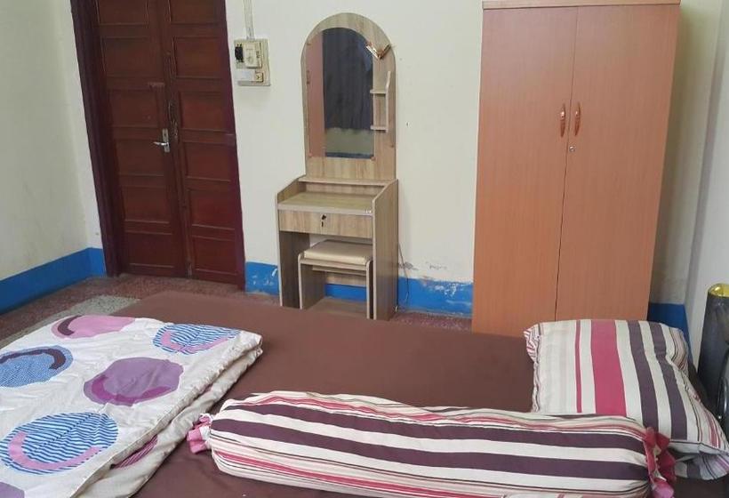 پانسیون Yummy Bagpackers Hostel