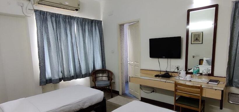 پانسیون Ywca International Guest House