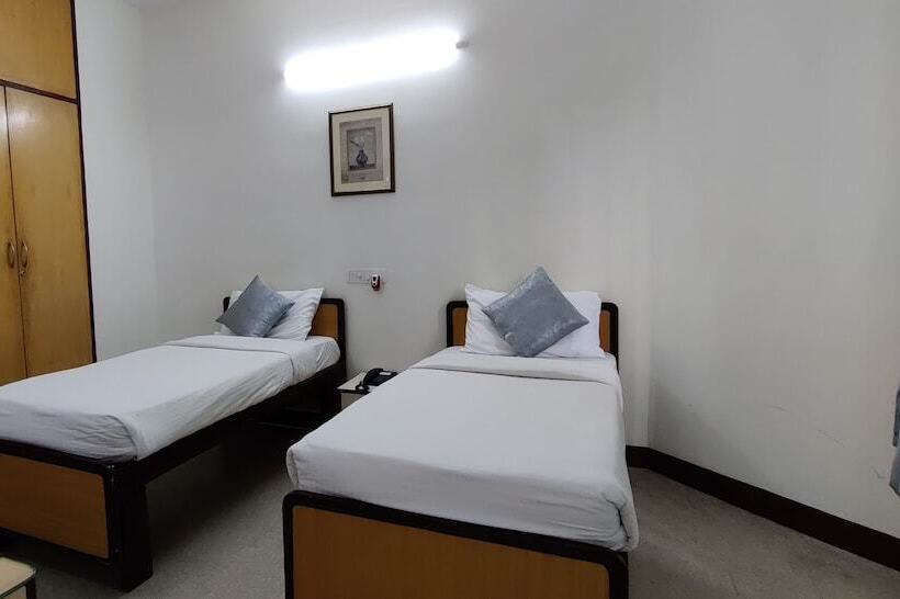 پانسیون Ywca International Guest House